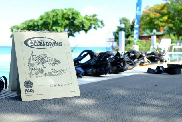 pool training padi, discover scuba diving phi phi, phi phi thailand